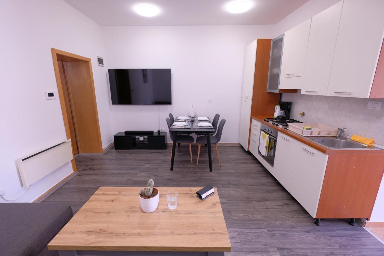 Apartment Klea - Cosy, Near City Center PUY Exterior foto