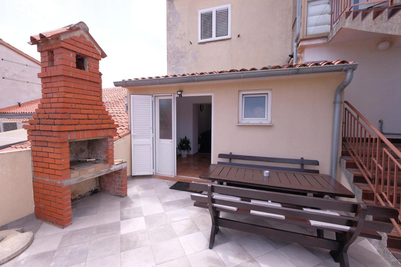 Apartment Klea - Cosy, Near City Center PUY Exterior foto